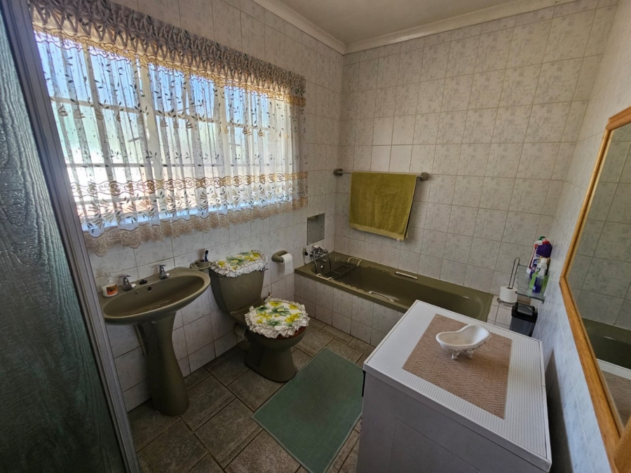 3 Bedroom Property for Sale in Sasolburg Ext 11 Free State